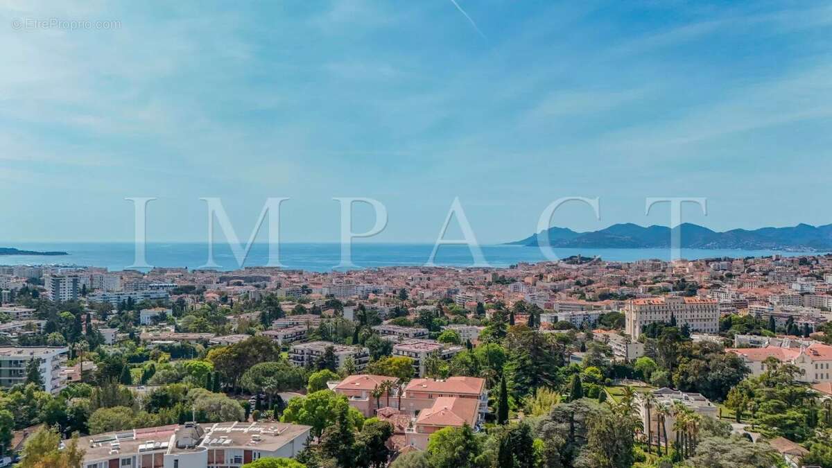 Maison à CANNES