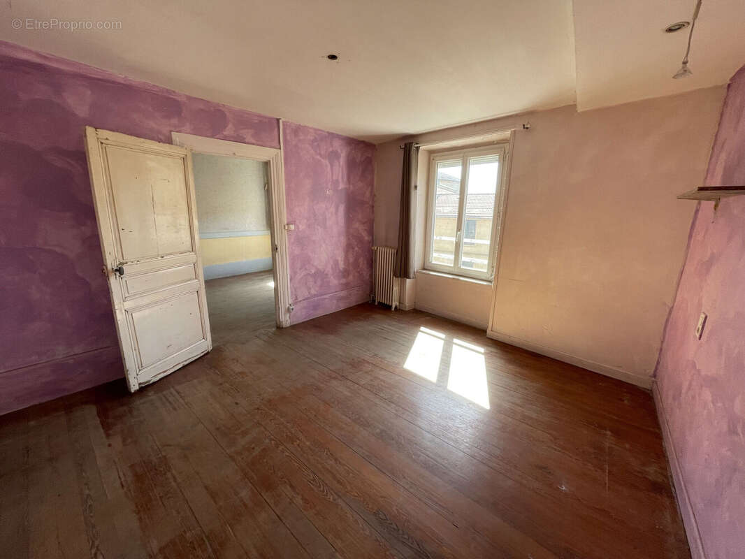 Photo 3 - Appartement à AMPLEPUIS