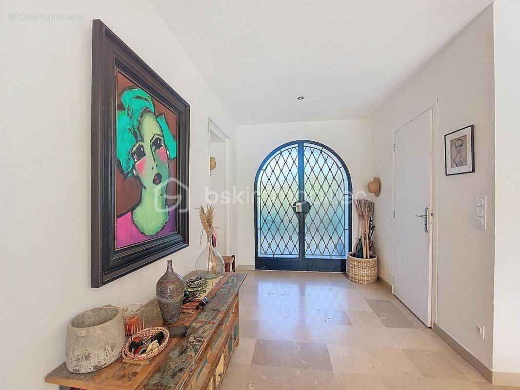 Maison à SIX-FOURS-LES-PLAGES