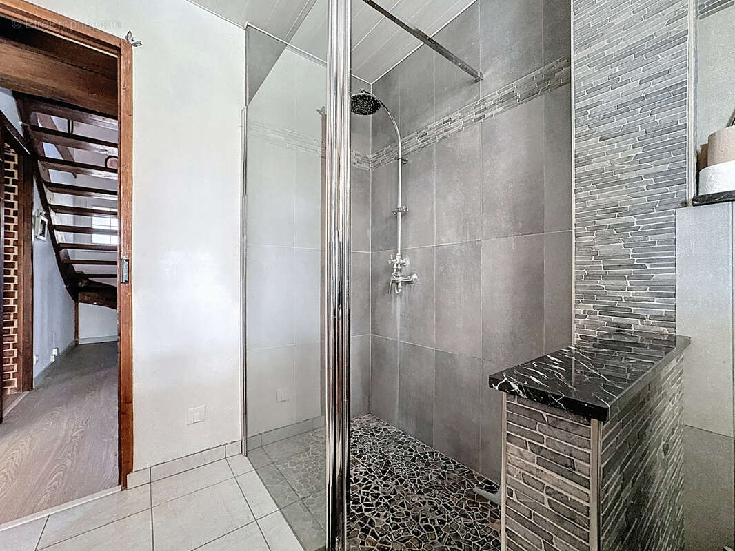 Maison à MONTMIRAIL