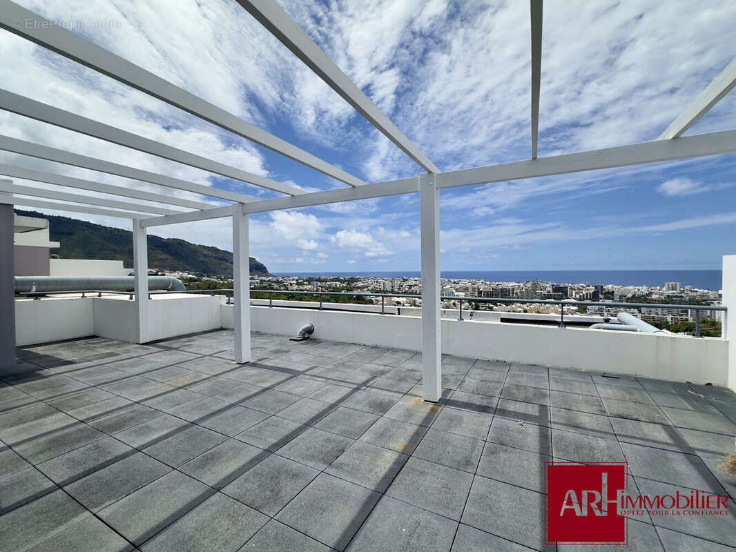 Appartement à SAINT-DENIS