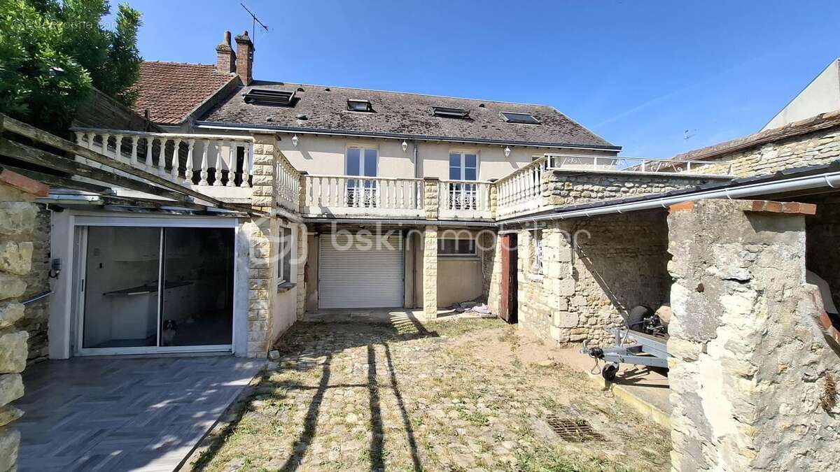 Appartement à PITHIVIERS