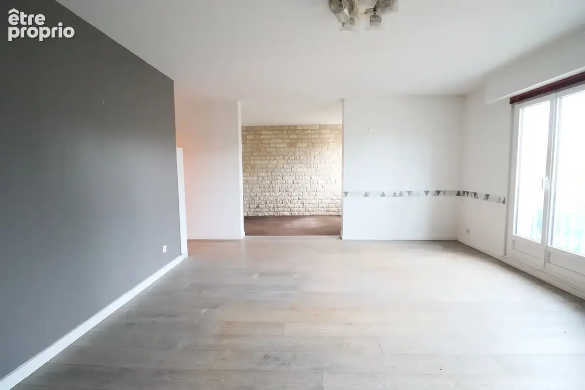 LE PORT-MARLY - Apt 4 pièces de 87m2 - Box et Parking - photo 6