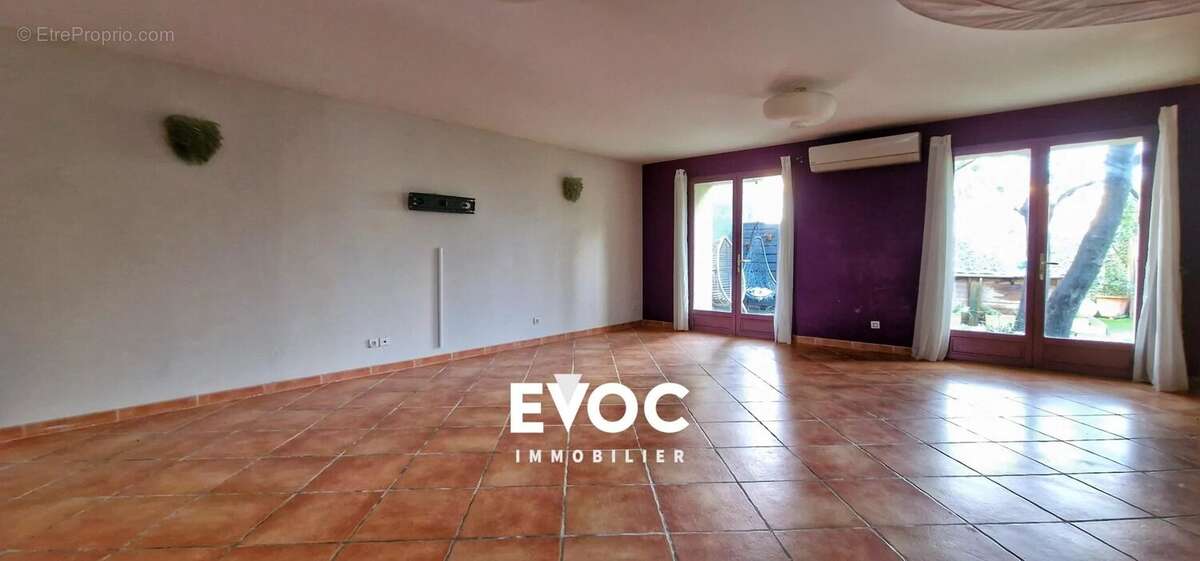 Maison à SAINT-VINCENT-DE-BARBEYRARGUES