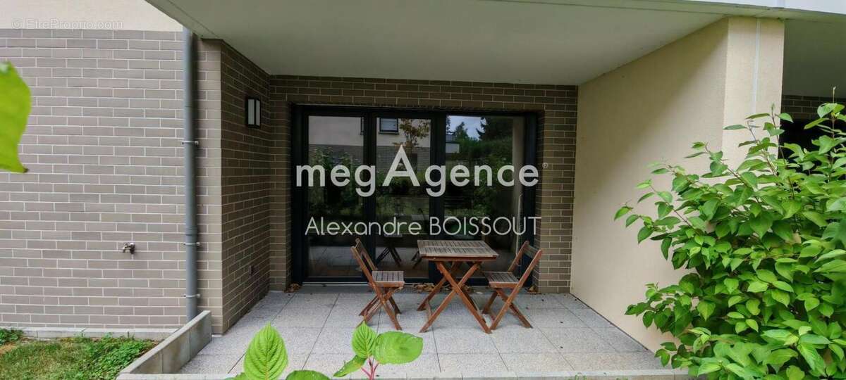 Appartement à LE MESNIL-ESNARD