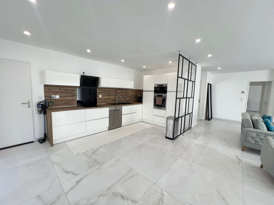 Maison à ROMANS-SUR-ISERE