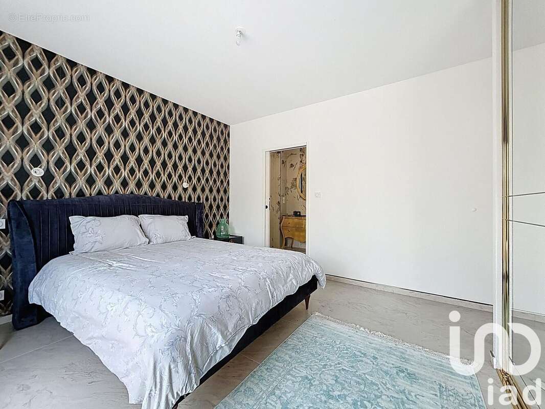 Photo 8 - Maison à LA CHAPELLE-DES-FOUGERETZ