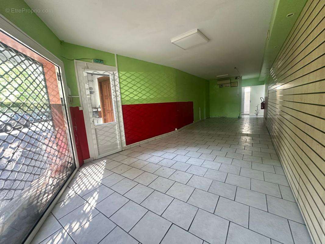 Bien Commercial À Vendre - photo 4