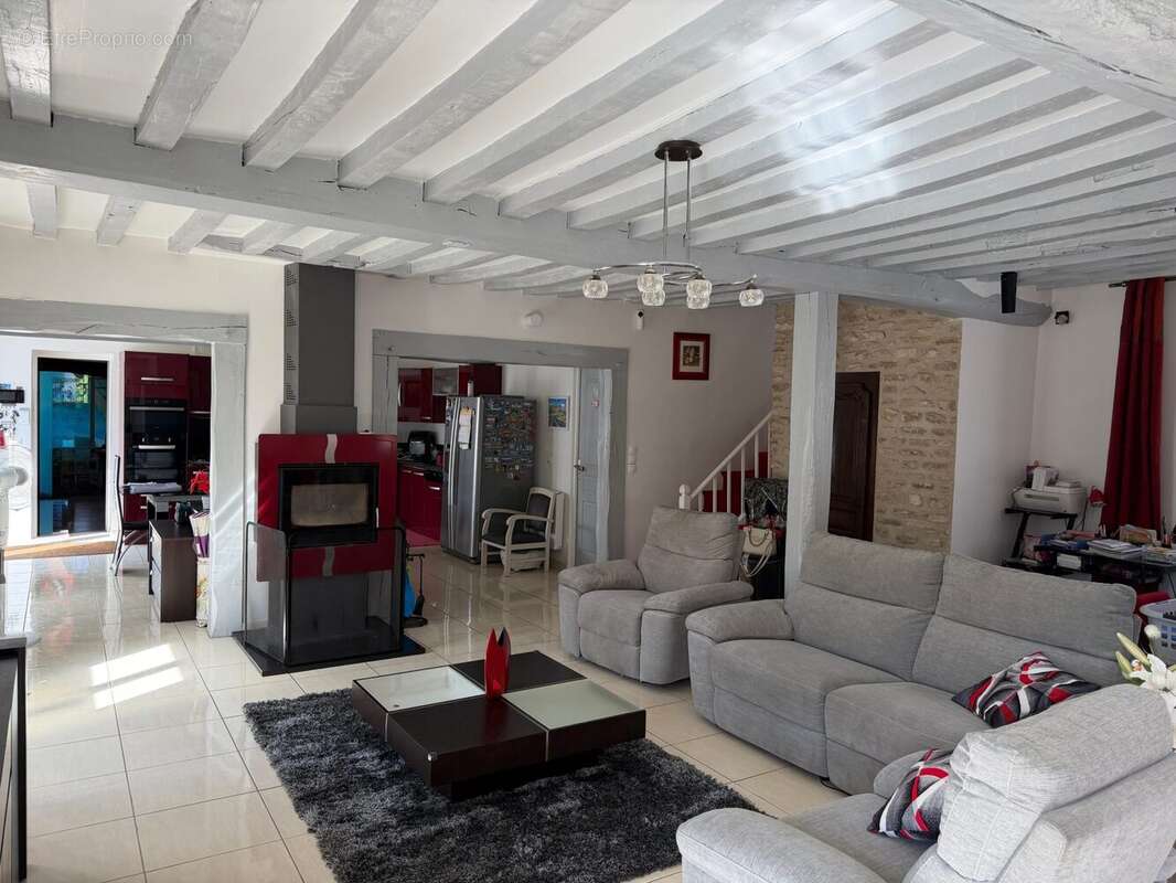 Maison 390 m² à Ivry-La-Bataille  - photo 7