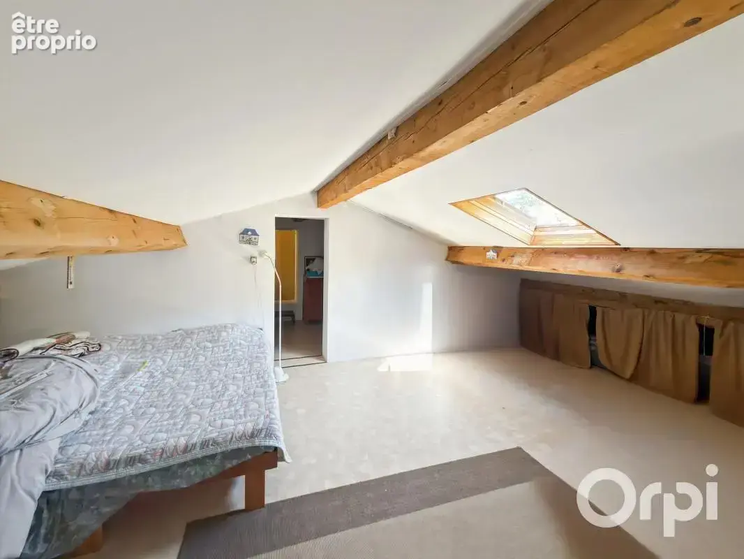 Saint-Péray — Maison familiale de 142 m² avec grand terrain - photo 13