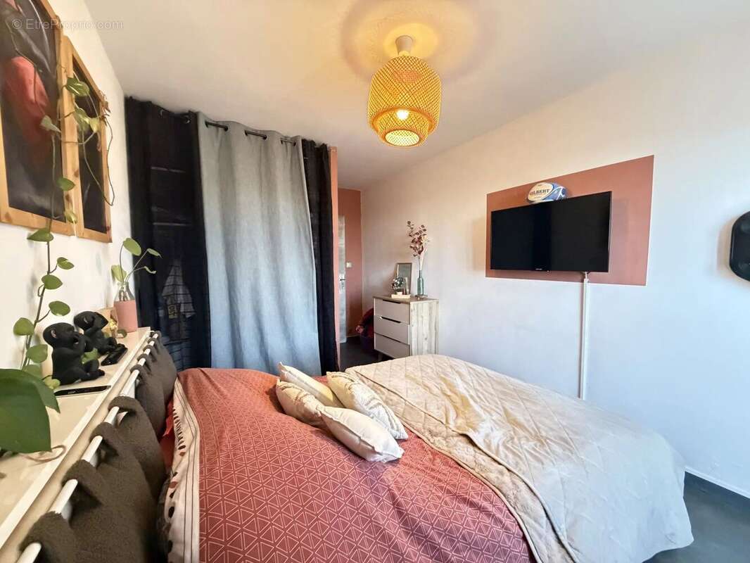 Appartement à ROGNAC