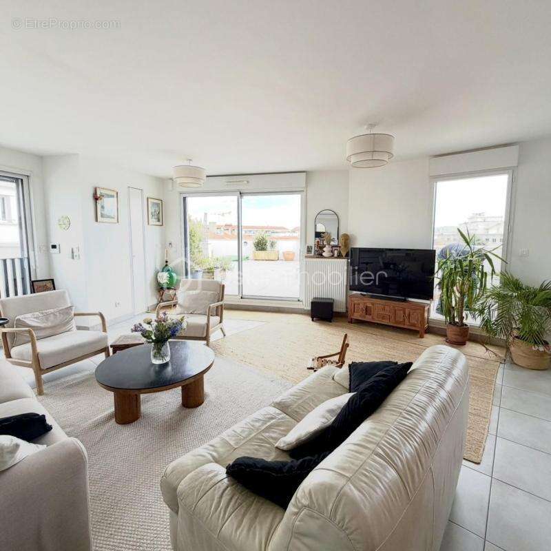 Appartement à LYON-3E