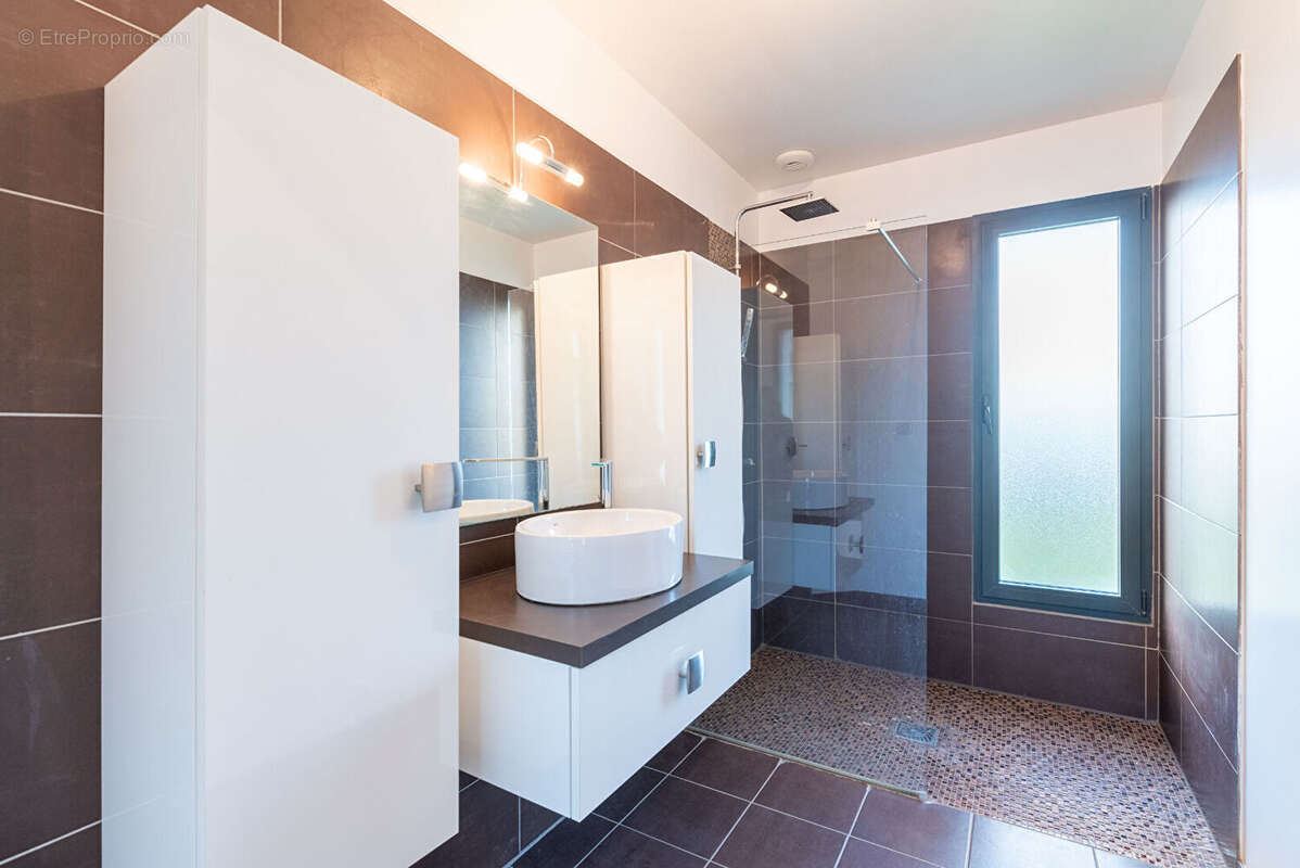 Maison à MOUSCARDES