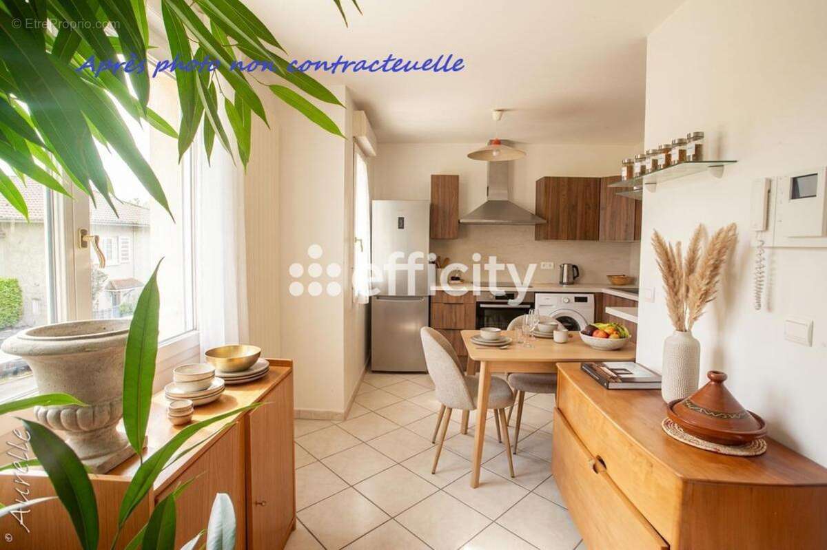 Appartement à MEYLAN