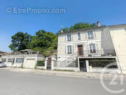 Maison à MONTIGNAC-CHARENTE