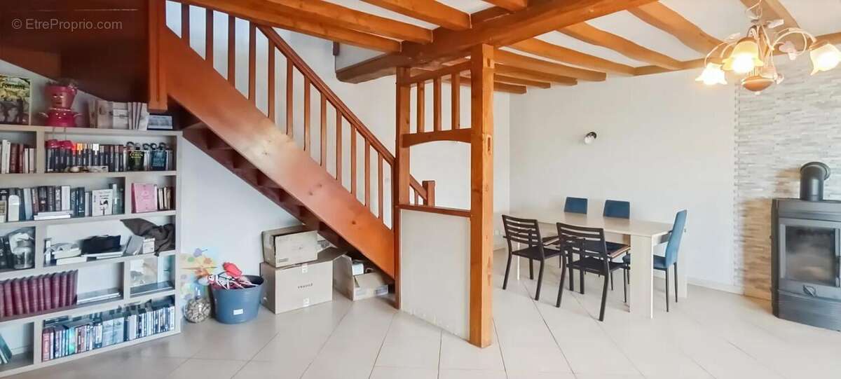 Maison à VERNANTES