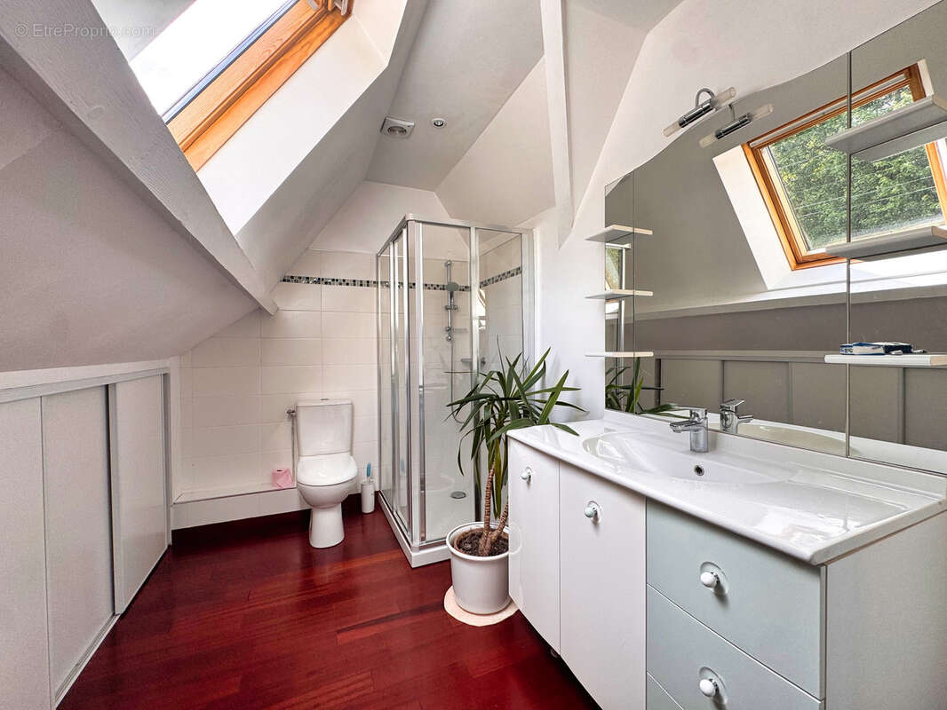 Maison à PONT-L&#039;EVEQUE