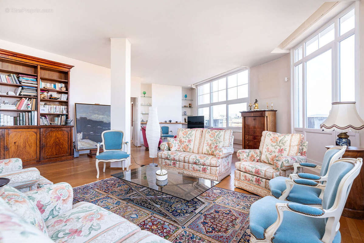 Appartement à LYON-6E