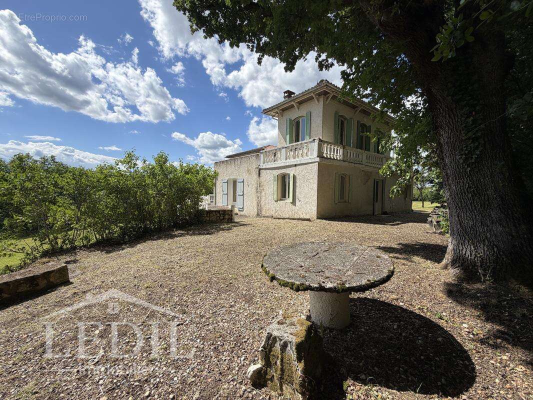Maison, gîte et grand terrain en sortie de ville - photo 5