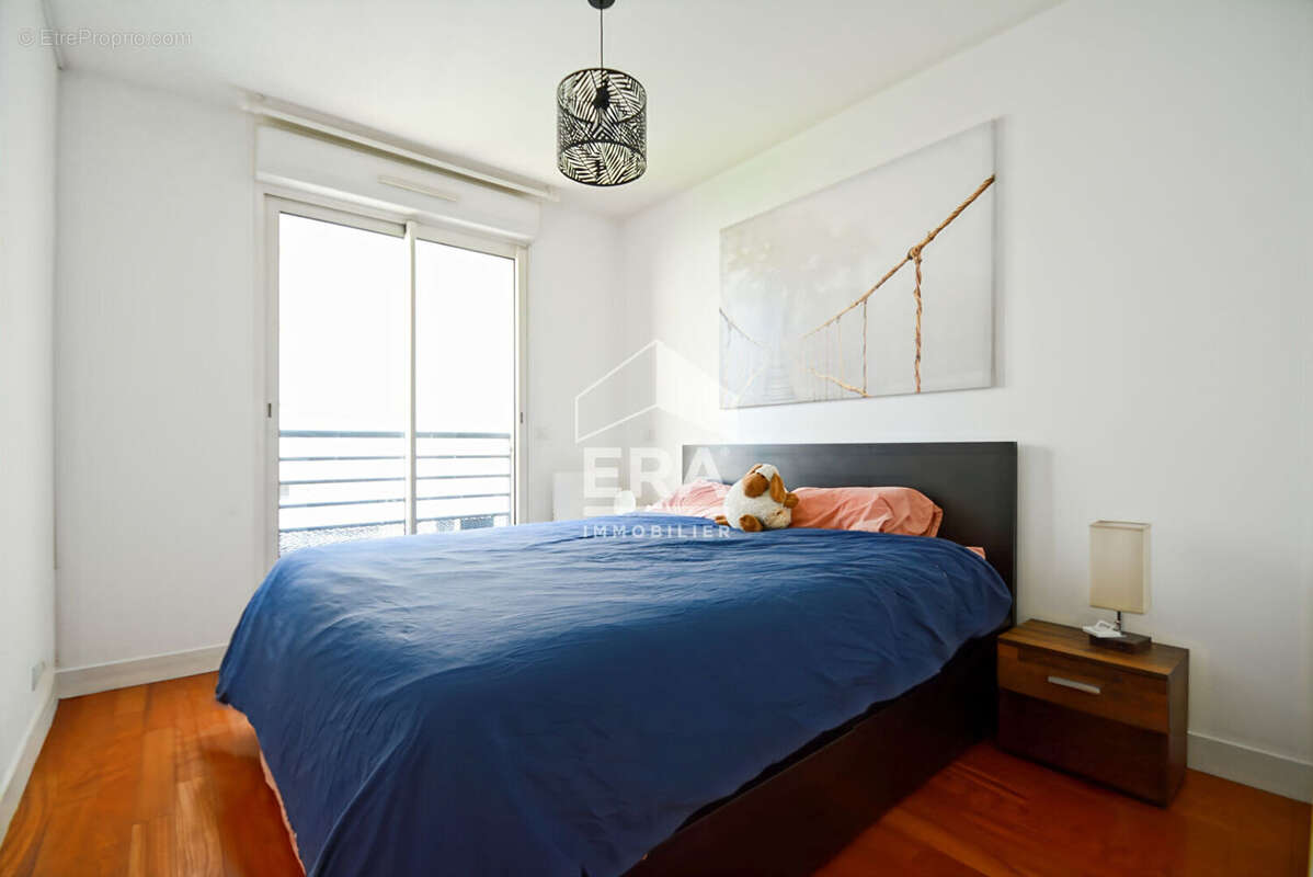 Appartement à ISSY-LES-MOULINEAUX