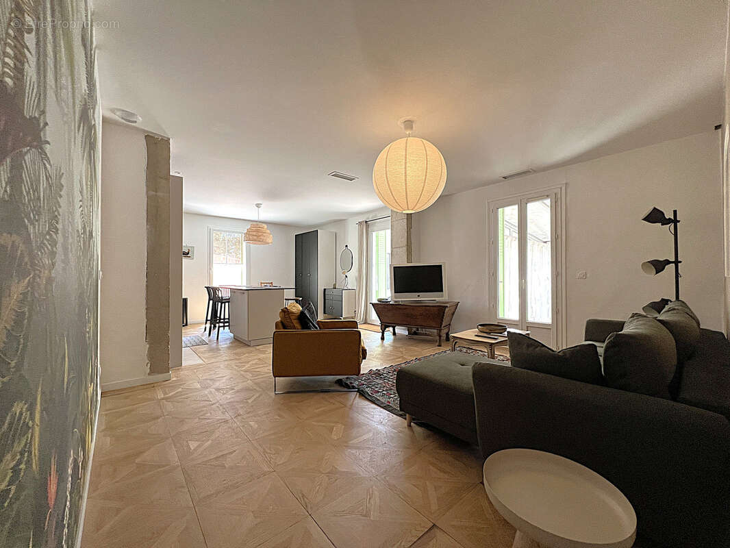 Appartement à NIMES