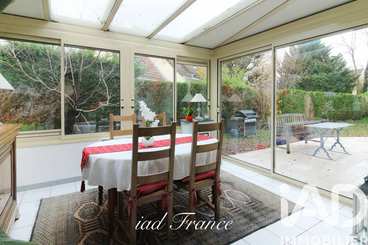 Photo 1 - Maison à VERNEUIL-SUR-SEINE