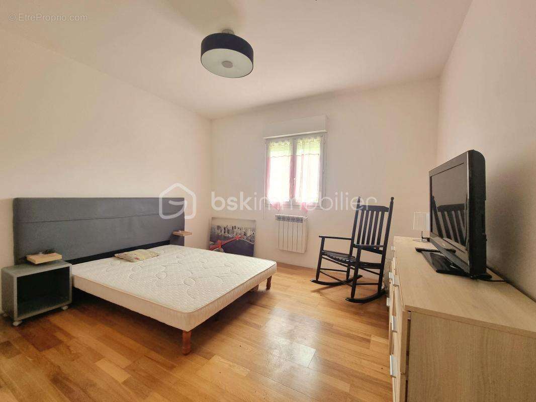 Maison à LONGUEVILLE