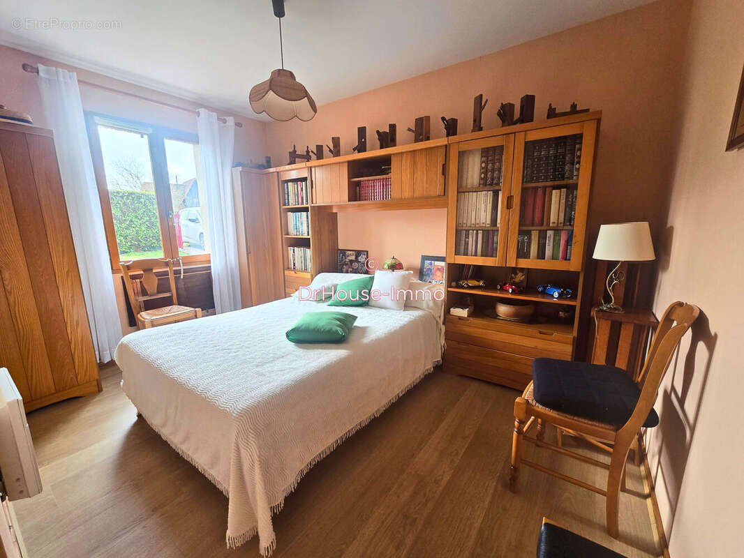 Maison 90 m² à Arques-La-Bataille  - photo 7