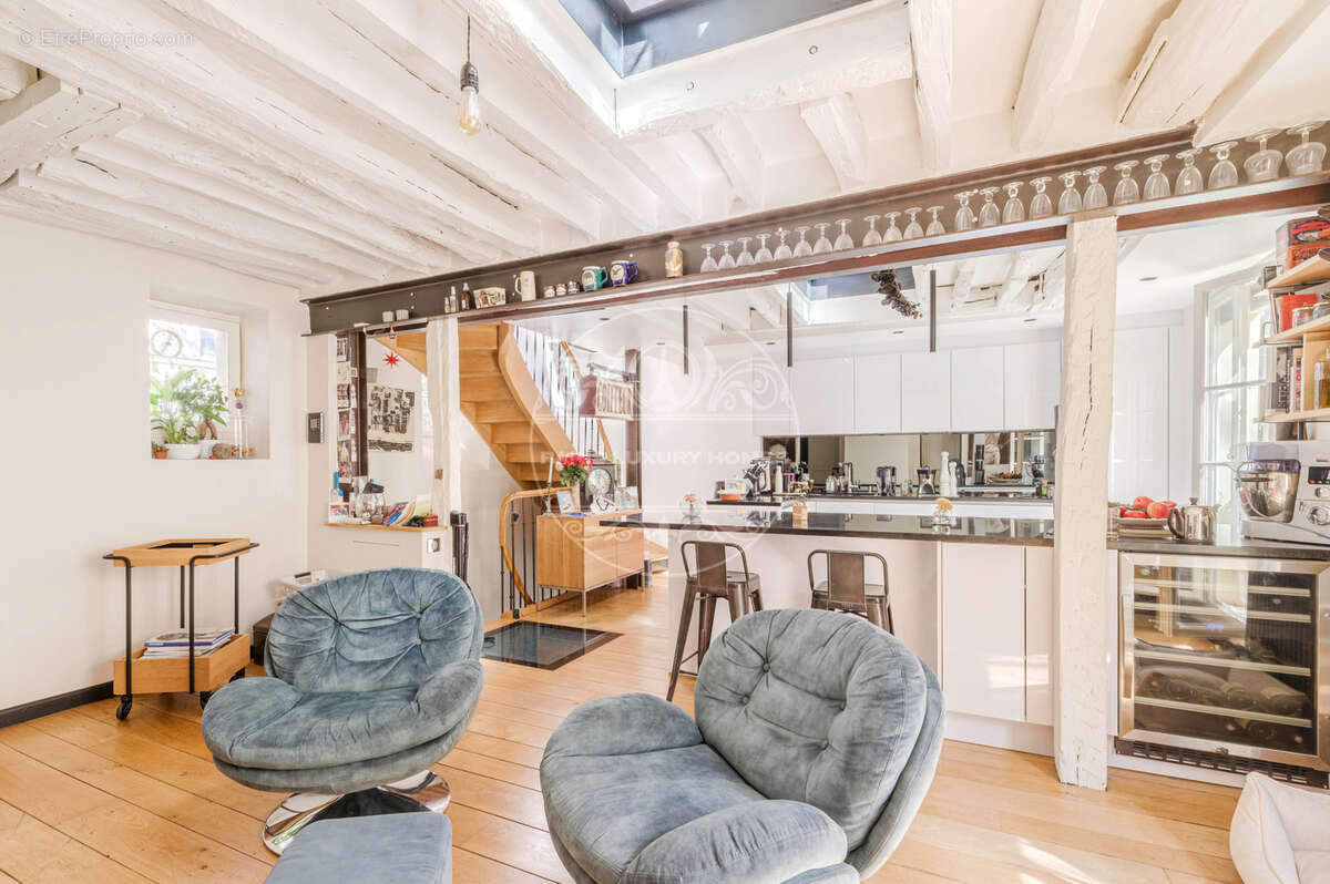 Appartement à PARIS-2E