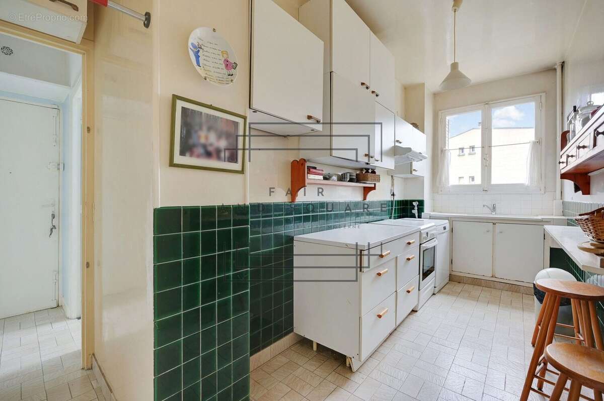 Appartement à NEUILLY-SUR-SEINE