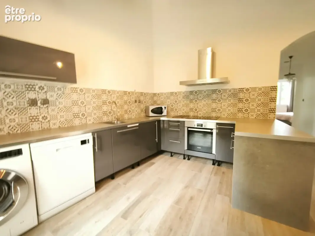 Appartement 4 pièces - 80m²- Balcon- 2 places de stationnement - photo 4