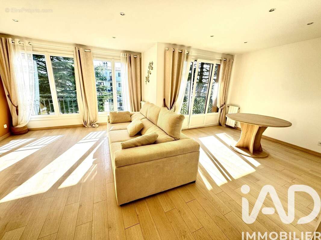 Appartement 67 m² à Montmorency  - photo 9