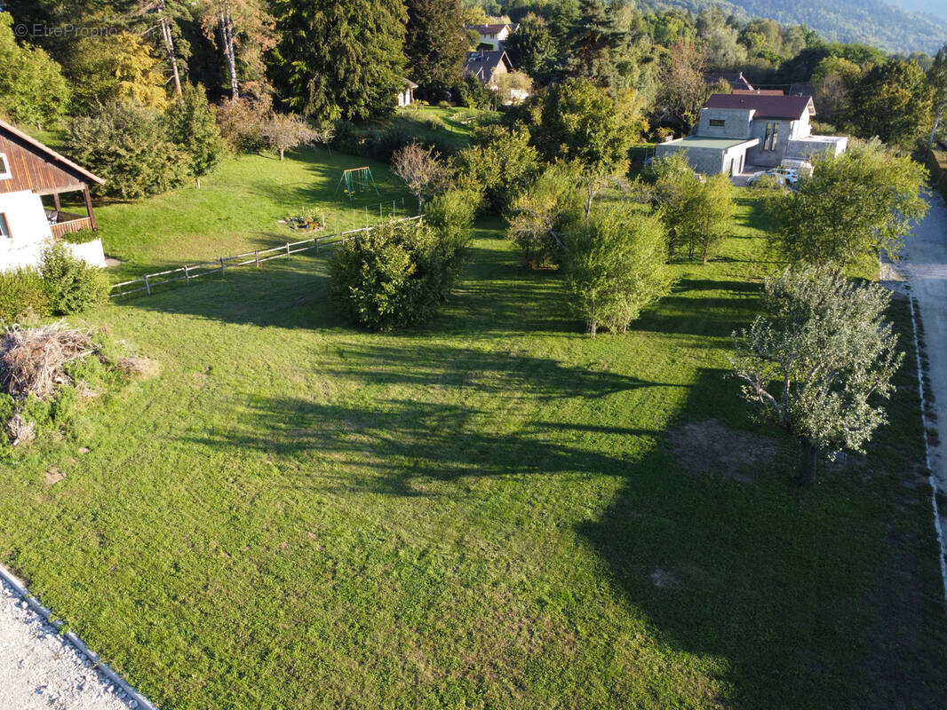Terrain à SAINT-MARTIN-D&#039;URIAGE