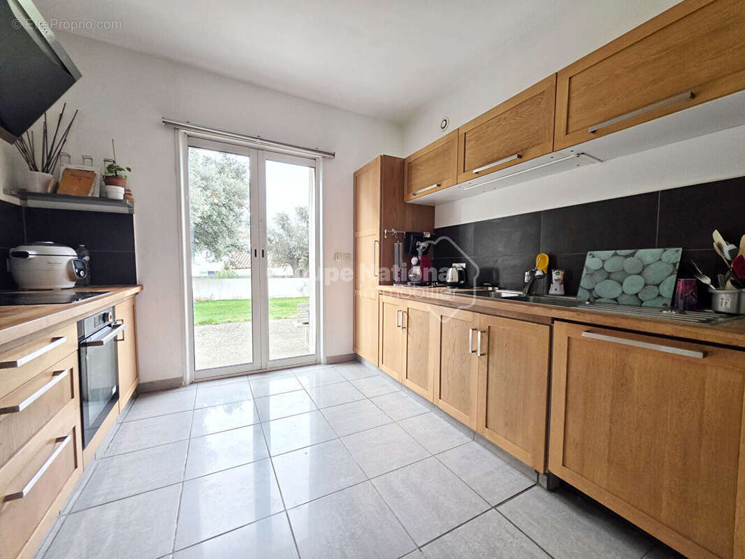 Maison 5 pièces, 137 m² Quartier prisé, proche du lac - photo 11