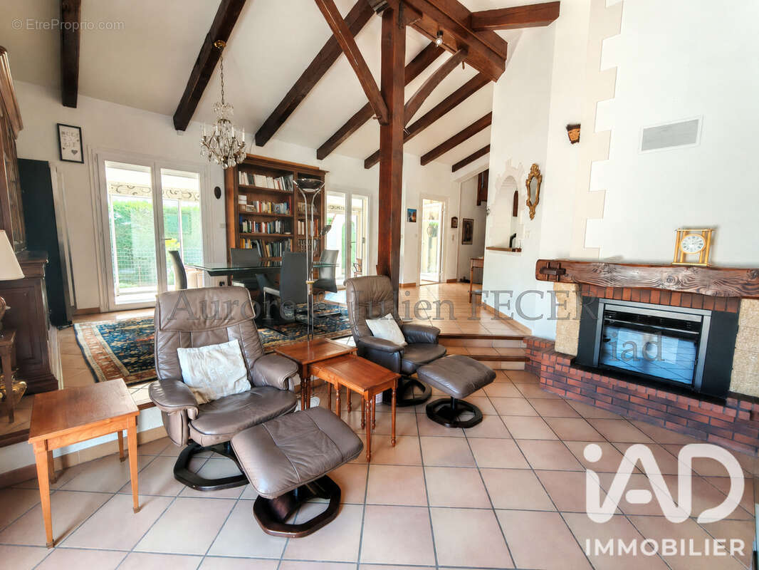 Photo 6 - Maison à TROUILLAS