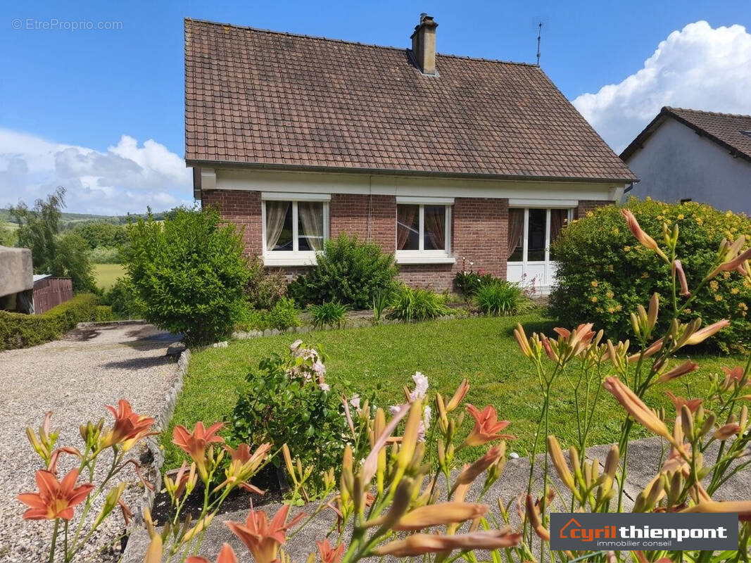 Maison à INCHEVILLE
