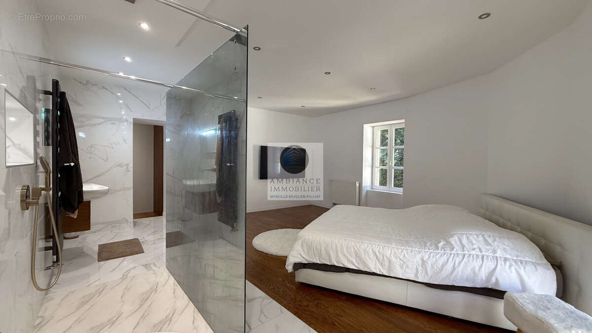 Maison à ETOILE-SUR-RHONE