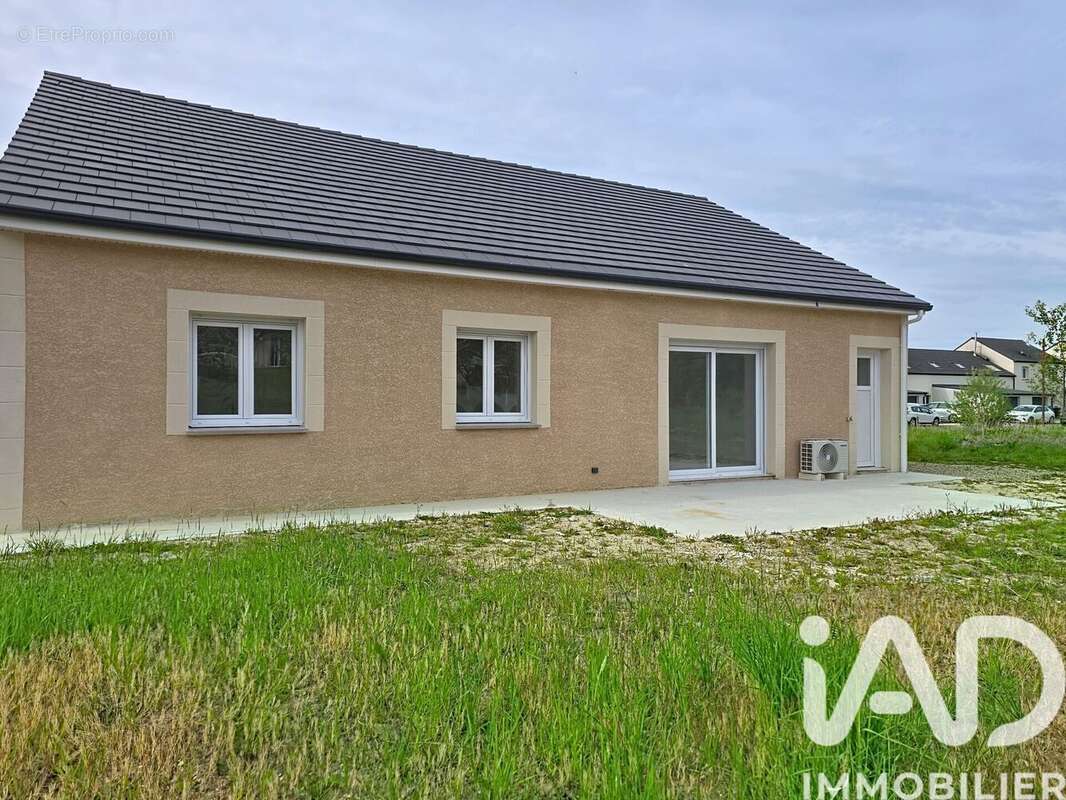 Maison 102 m² à Amagne  - photo 3