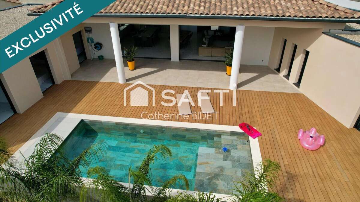 Photo 2 - Maison à AIGUES-MORTES