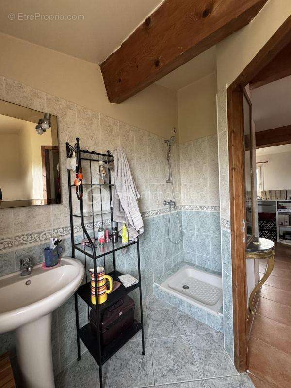 Maison à SAINT-SERIES