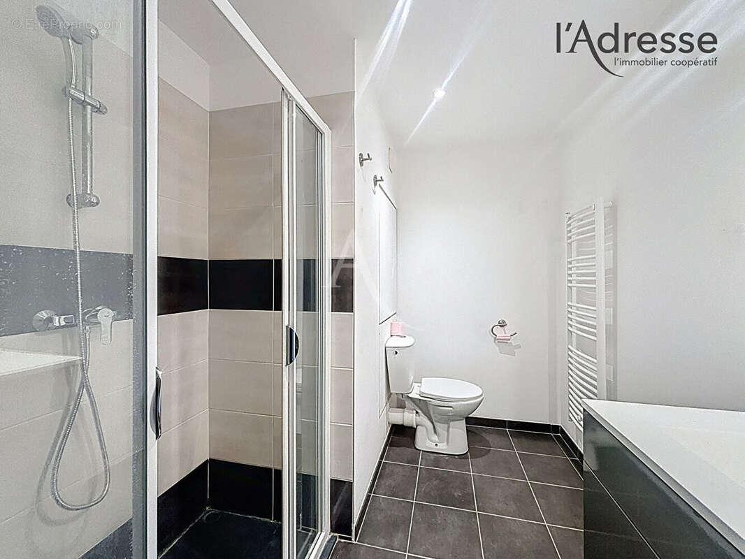 Appartement à SURESNES