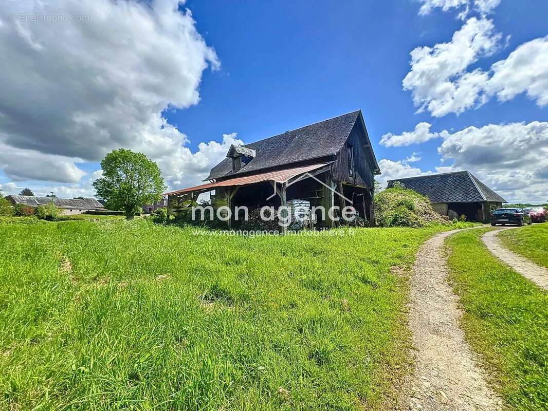 Maison à VIEUX-MANOIR