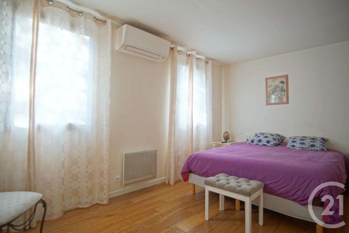 Maison à BONNEUIL-SUR-MARNE