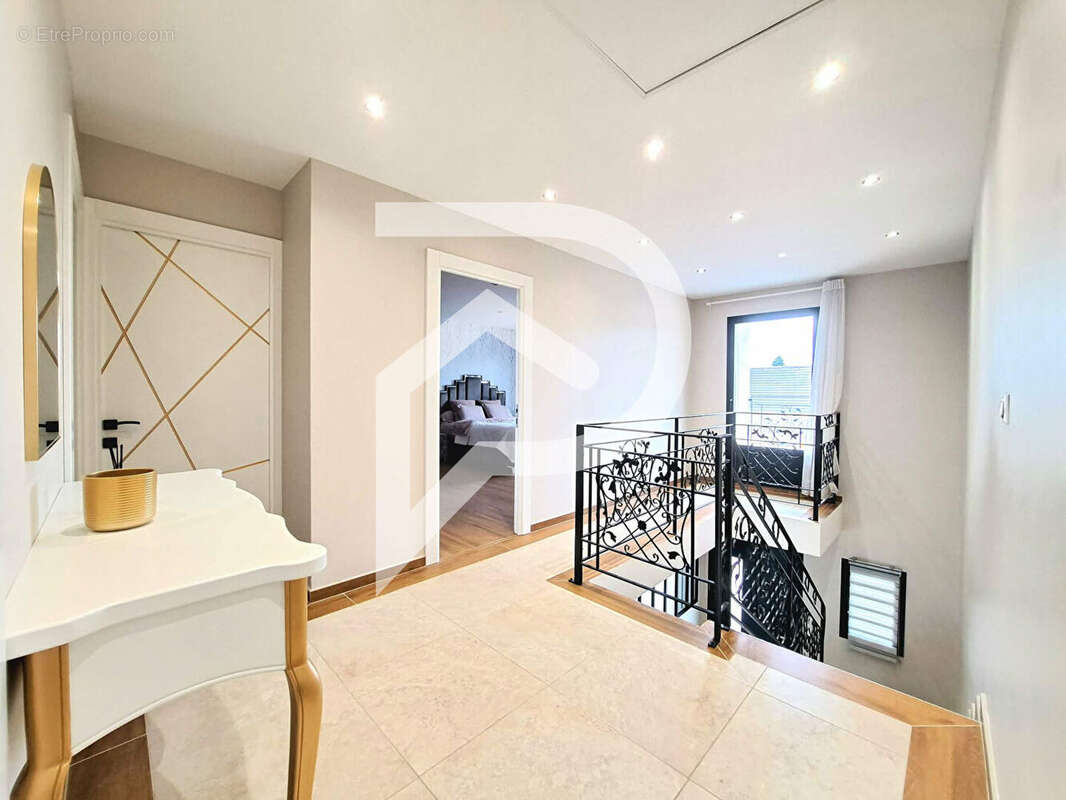 Maison à SAINT-MARTIN-LE-NOEUD