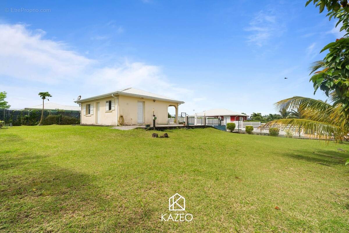 Maison à LE LAMENTIN