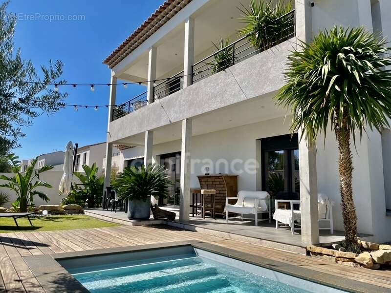 Maison à vendre contemporaine 6 pièces LA CIOTAT (13) - photo 7