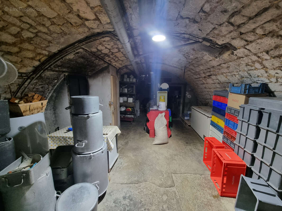 Commerce à MORTAGNE-AU-PERCHE