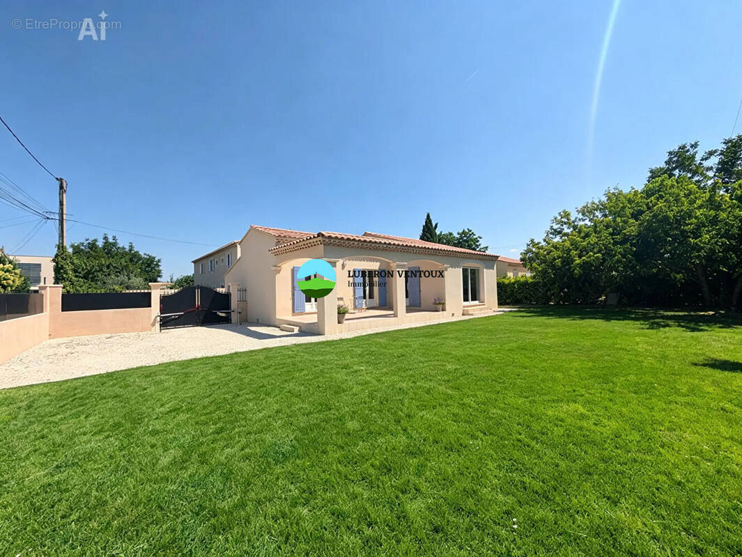 Maison à MAZAN