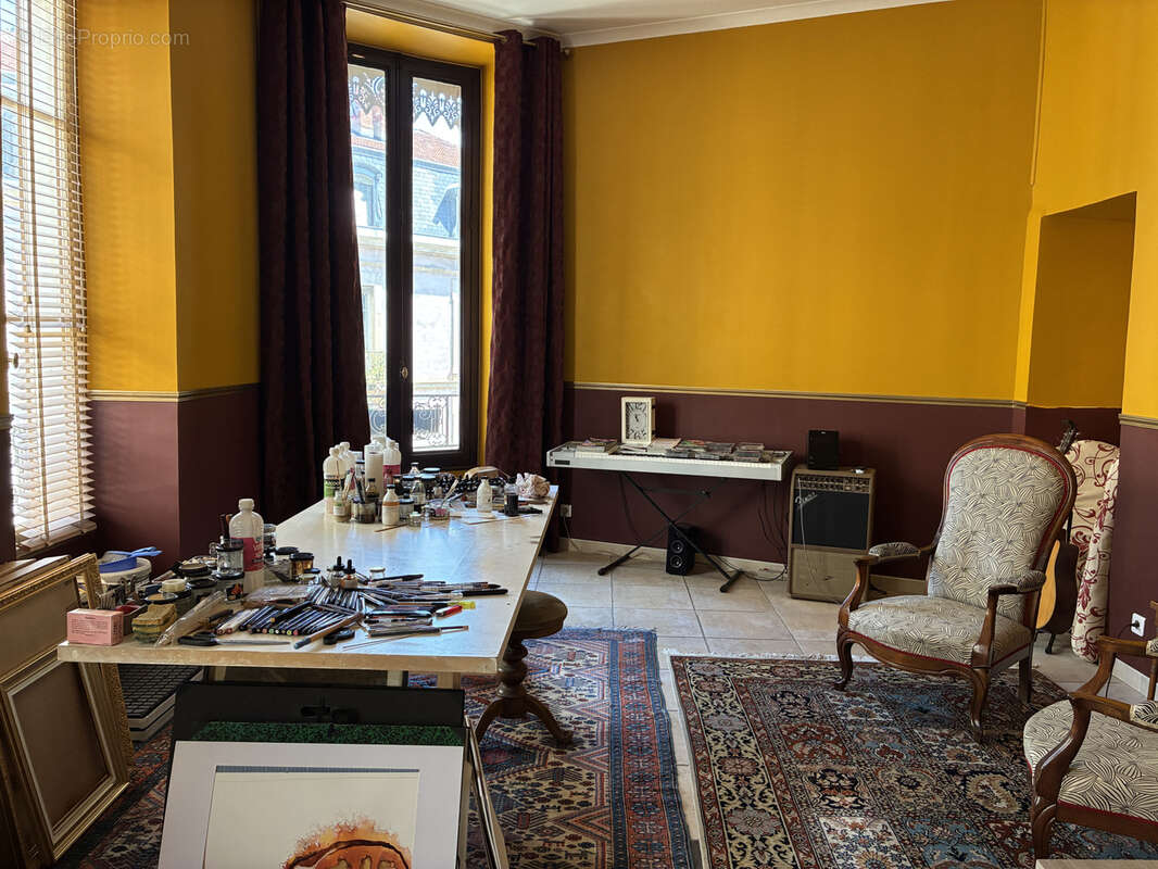 Appartement à NIMES