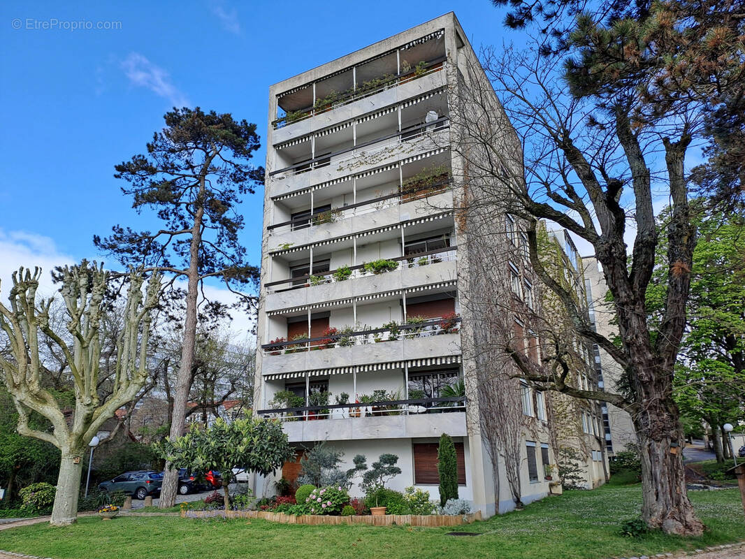 Appartement à CALUIRE-ET-CUIRE